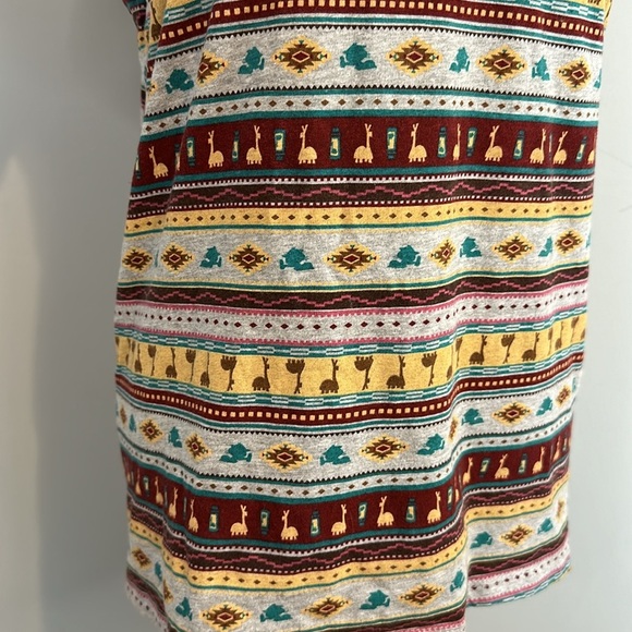 Disney Emperor’s New Groove Llama Aztec Parks Our Universe Short Sleeve T Shirt - Picture 3 of 5